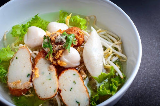 ก๋วยเตี๋ยวลูกชิ้นปลา